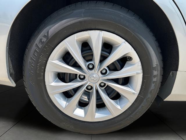 2017 Toyota Camry Vehicle Photo in MANITOWOC, WI 54220-5838