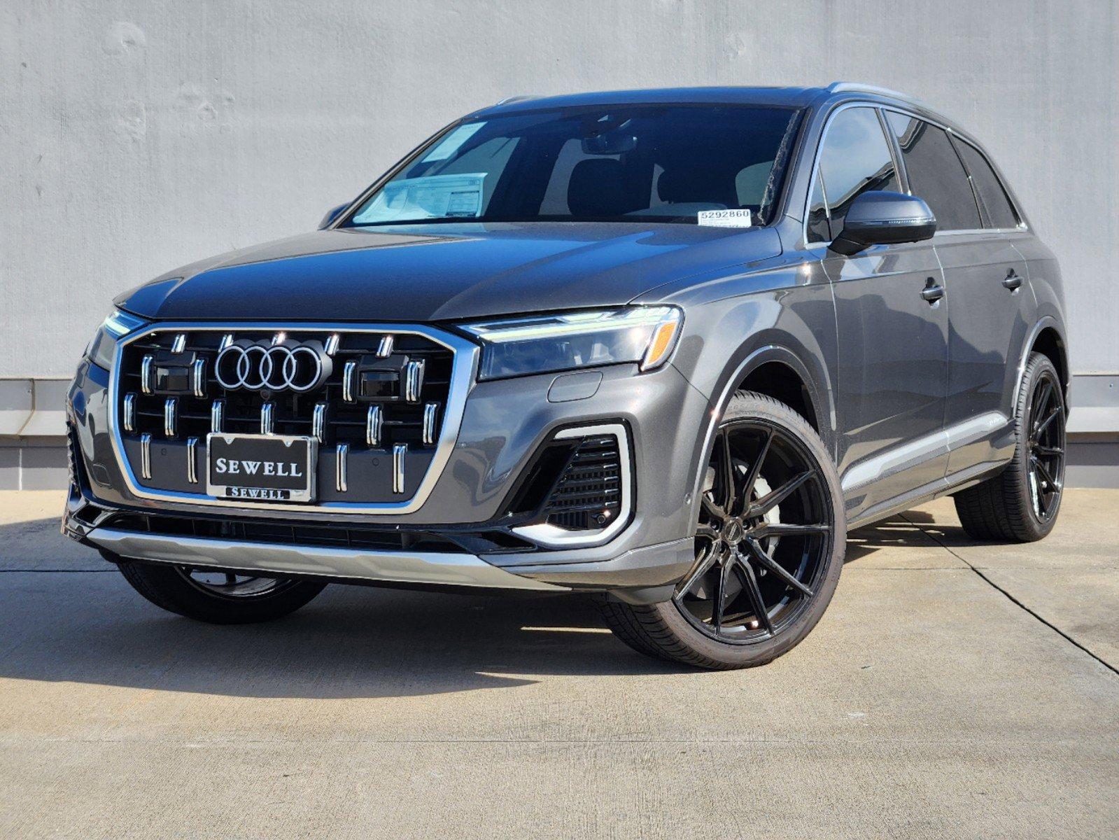 2025 Audi Q7 Vehicle Photo in SUGAR LAND, TX 77478