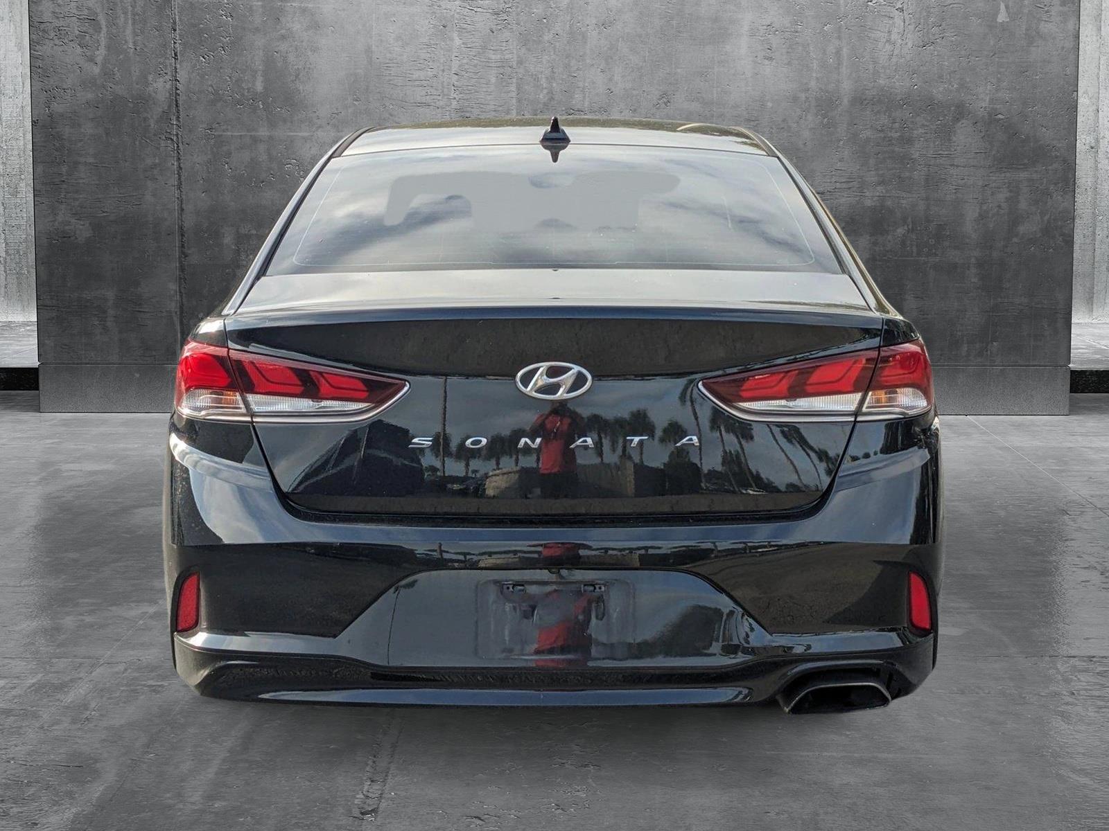 2019 Hyundai Sonata Vehicle Photo in WEST PALM BEACH, FL 33407-3296