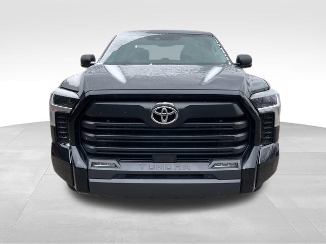 Used 2022 Toyota Tundra SR5 with VIN 5TFLA5DB4NX015103 for sale in Medina, OH