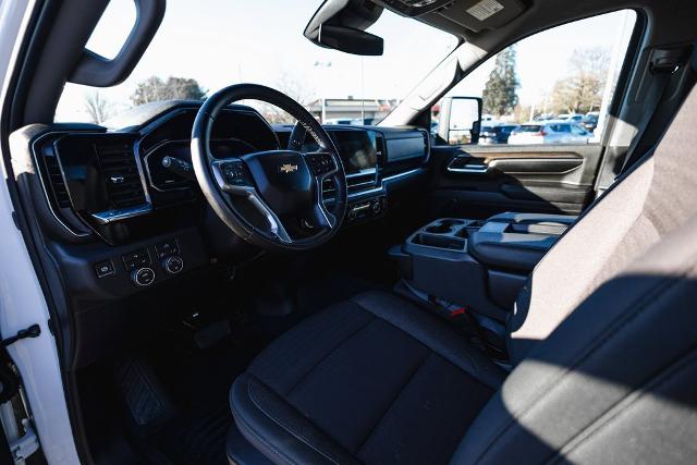 2024 Chevrolet Silverado 2500 HD Vehicle Photo in NEWBERG, OR 97132-1927