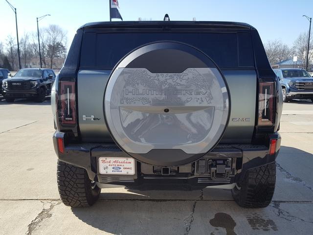 2024 GMC HUMMER EV SUV Vehicle Photo in ELYRIA, OH 44035-6349