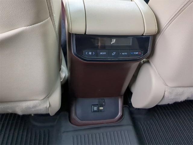 2020 Toyota Highlander Vehicle Photo in ALBERTVILLE, AL 35950-0246