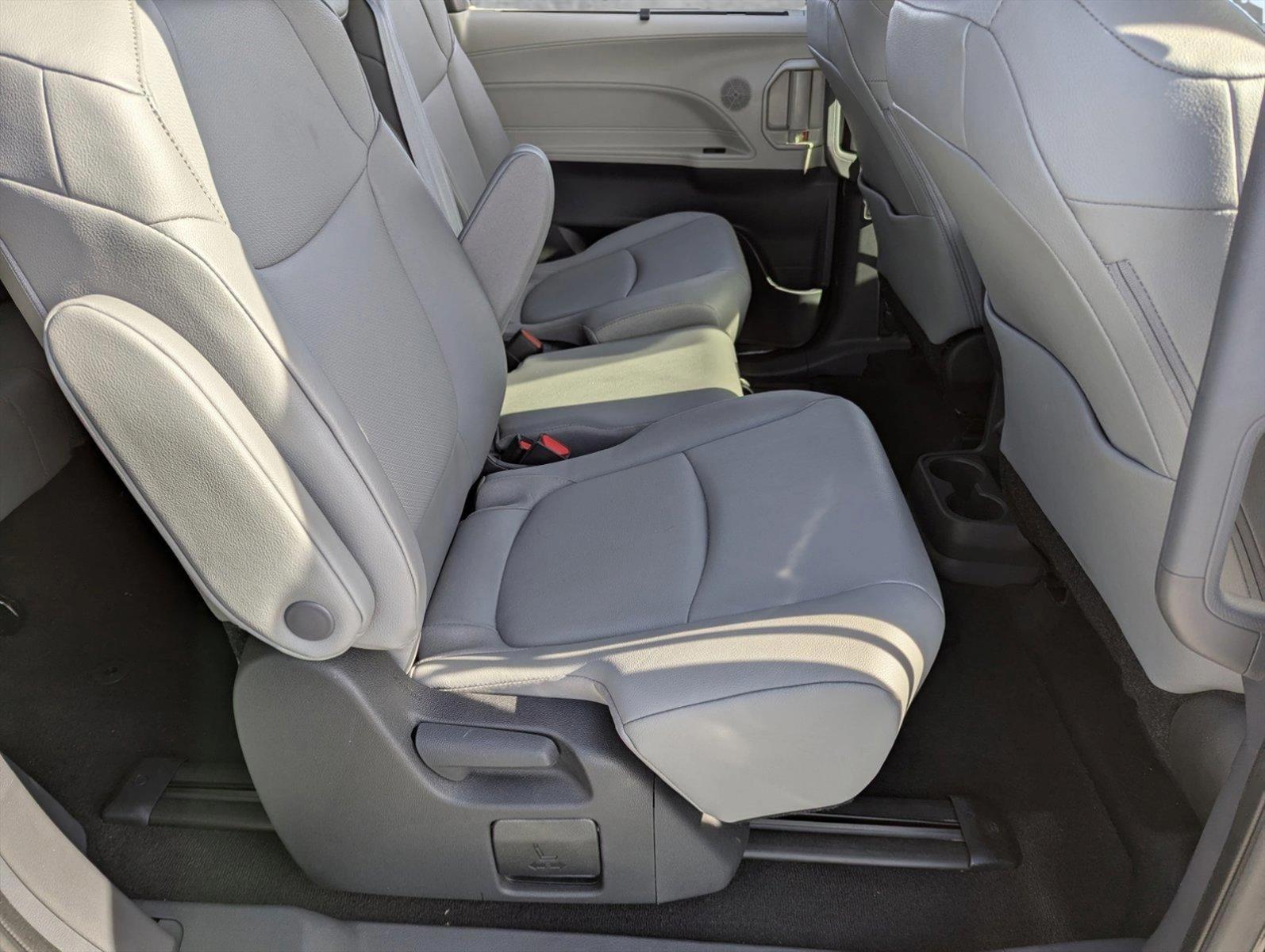 2023 Toyota Sienna Vehicle Photo in Ft. Myers, FL 33907