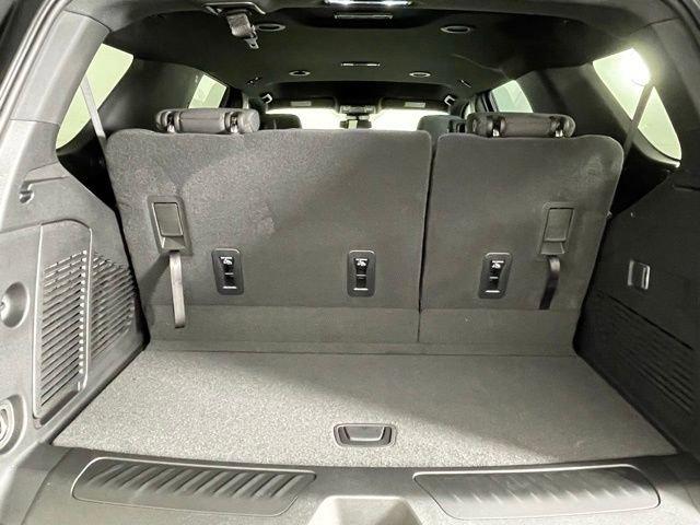 2025 Chevrolet Tahoe Vehicle Photo in PHOENIX, AZ 85014-3381