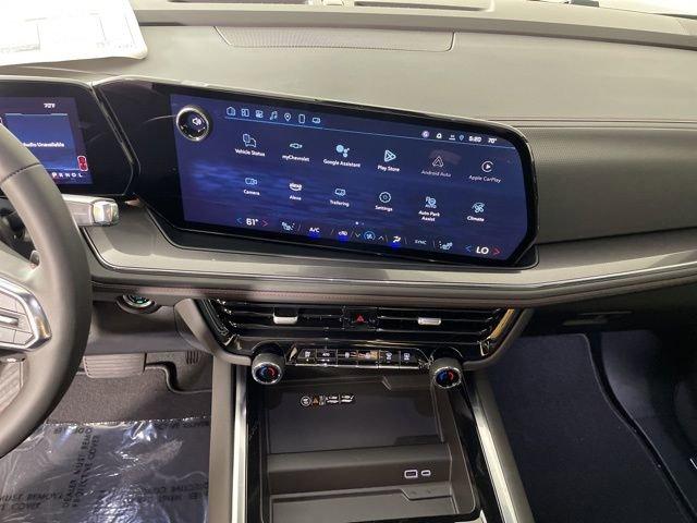 2025 Chevrolet Suburban Vehicle Photo in PHOENIX, AZ 85014-3381
