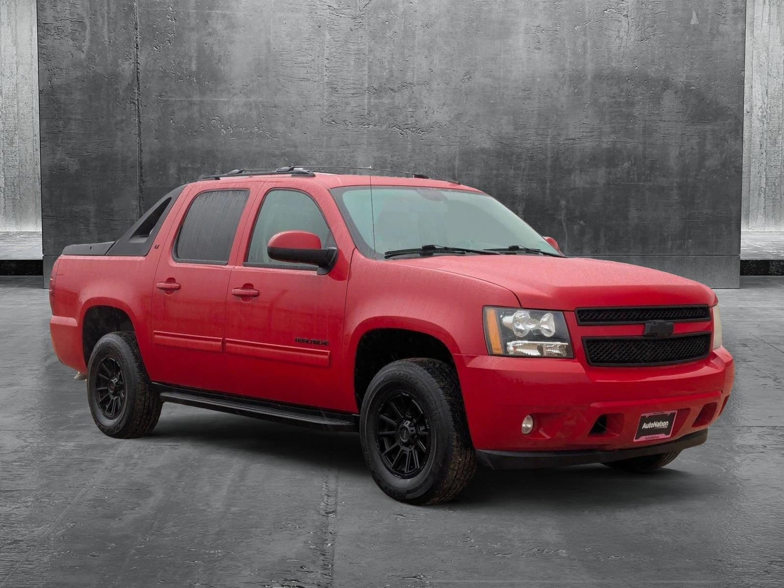 2011 Chevrolet Avalanche Vehicle Photo in WACO, TX 76710-2592