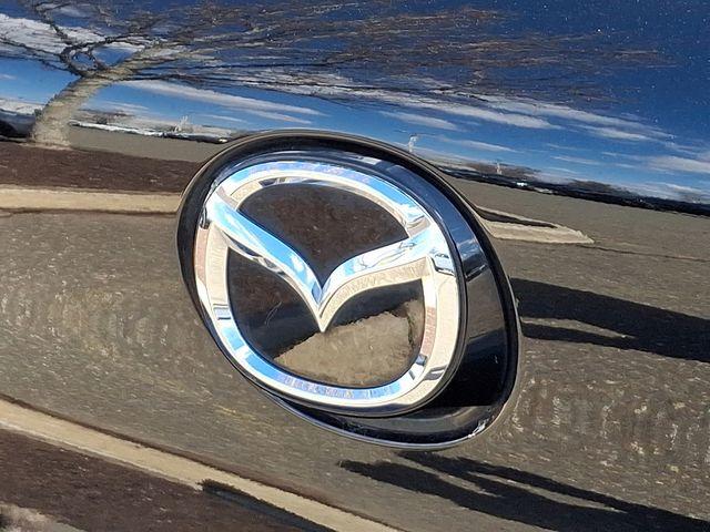 2023 Mazda Mazda3 Hatchback Vehicle Photo in WATERTOWN, CT 06795-3318