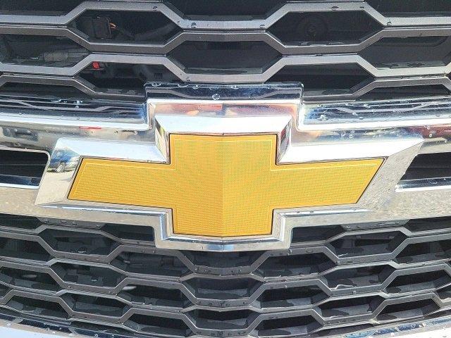 2017 Chevrolet Suburban Vehicle Photo in THOMPSONTOWN, PA 17094-9014