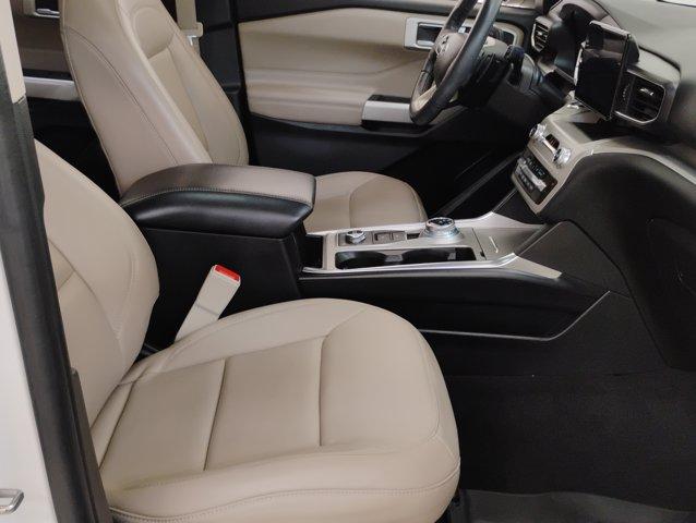 2021 Ford Explorer Vehicle Photo in PINEVILLE, NC 28134-8495