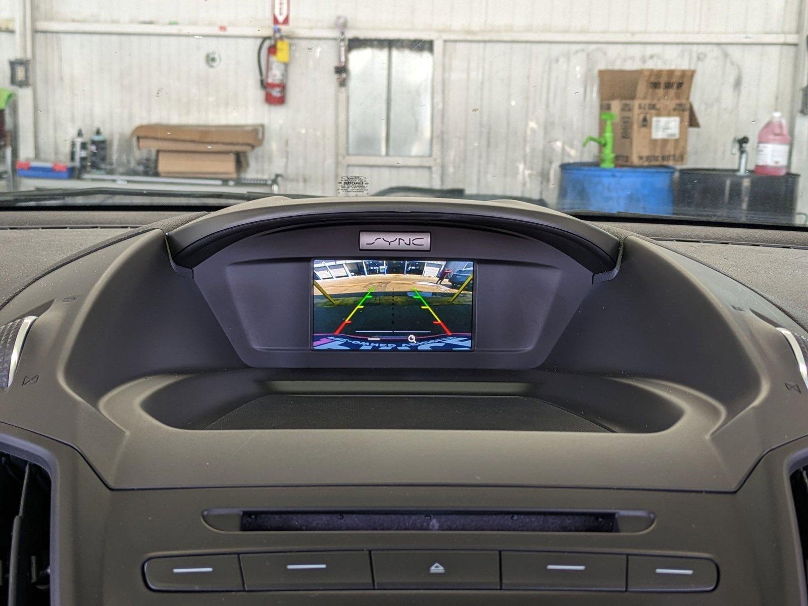 2017 Ford Escape Vehicle Photo in Bradenton, FL 34207