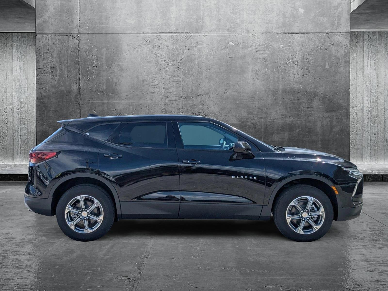 2025 Chevrolet Blazer Vehicle Photo in MIAMI, FL 33134-2699