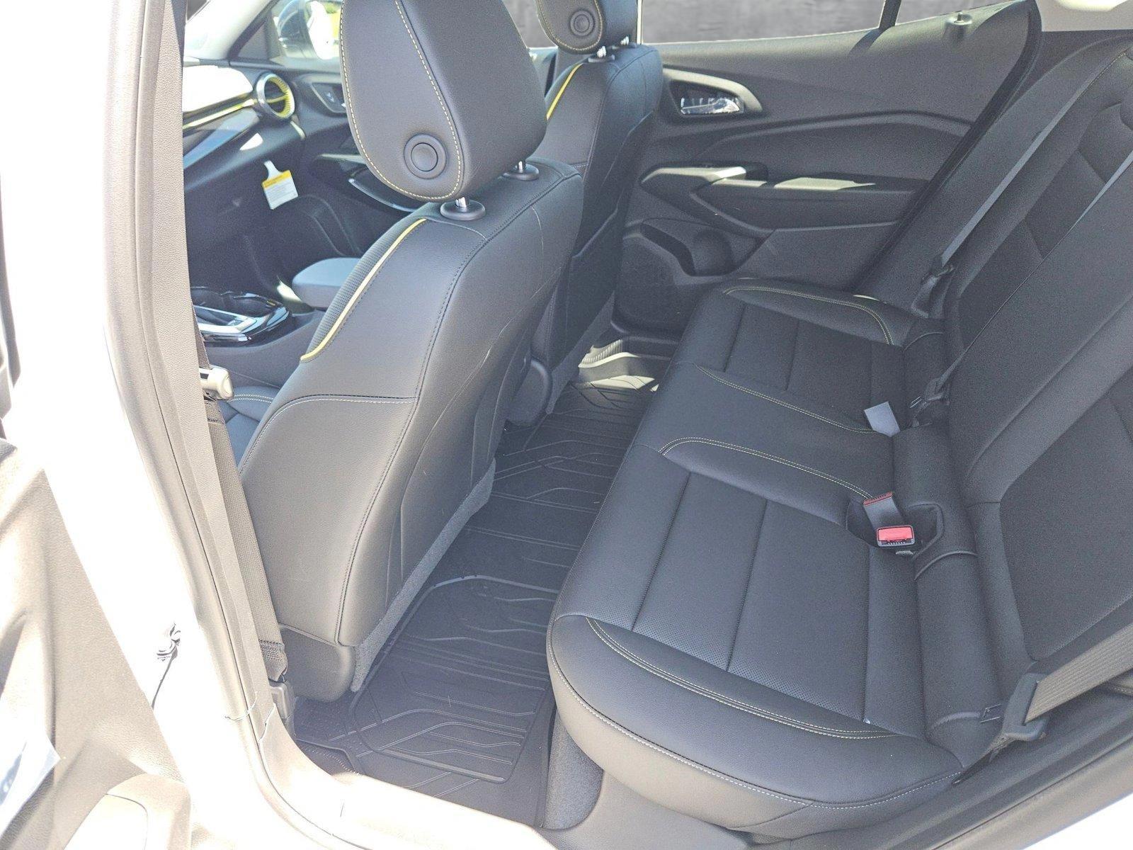 2025 Chevrolet Trax Vehicle Photo in GILBERT, AZ 85297-0446
