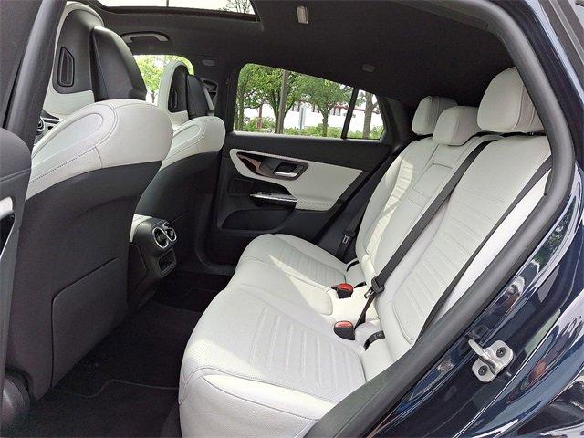 2024 Mercedes-Benz GLC Vehicle Photo in Willow Grove, PA 19090