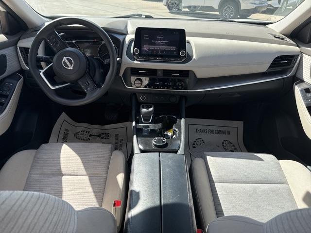 2023 Nissan Rogue Vehicle Photo in Winslow, AZ 86047-2439