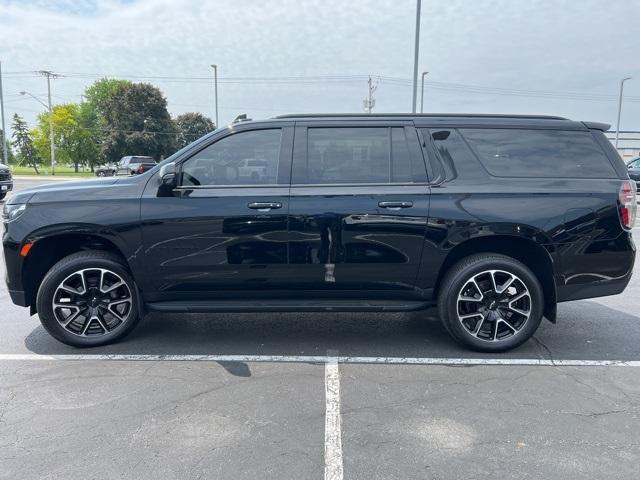 2021 Chevrolet Suburban Vehicle Photo in GREEN BAY, WI 54304-5303