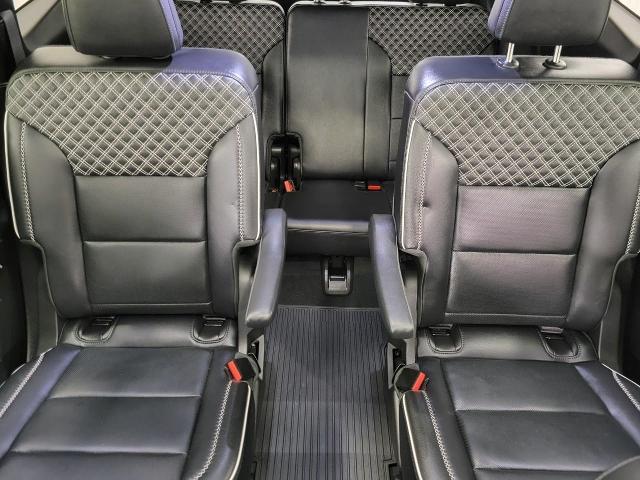 2024 GMC Acadia Vehicle Photo in GREEN BAY, WI 54303-3330