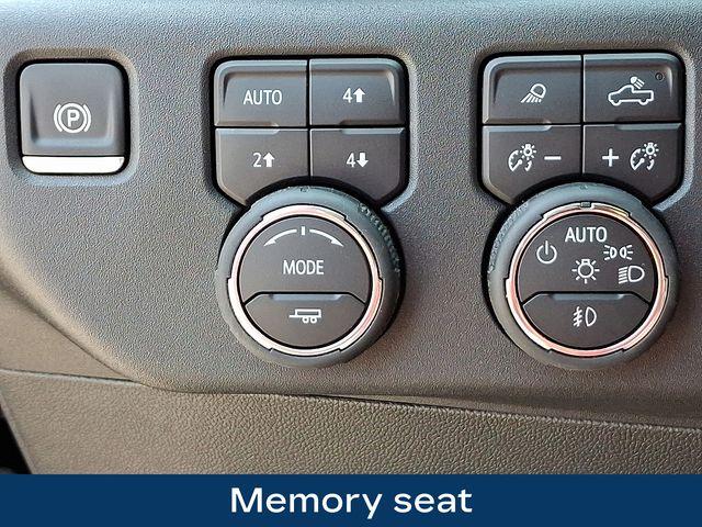 2024 Chevrolet Silverado 1500 Vehicle Photo in PAWLING, NY 12564-3219