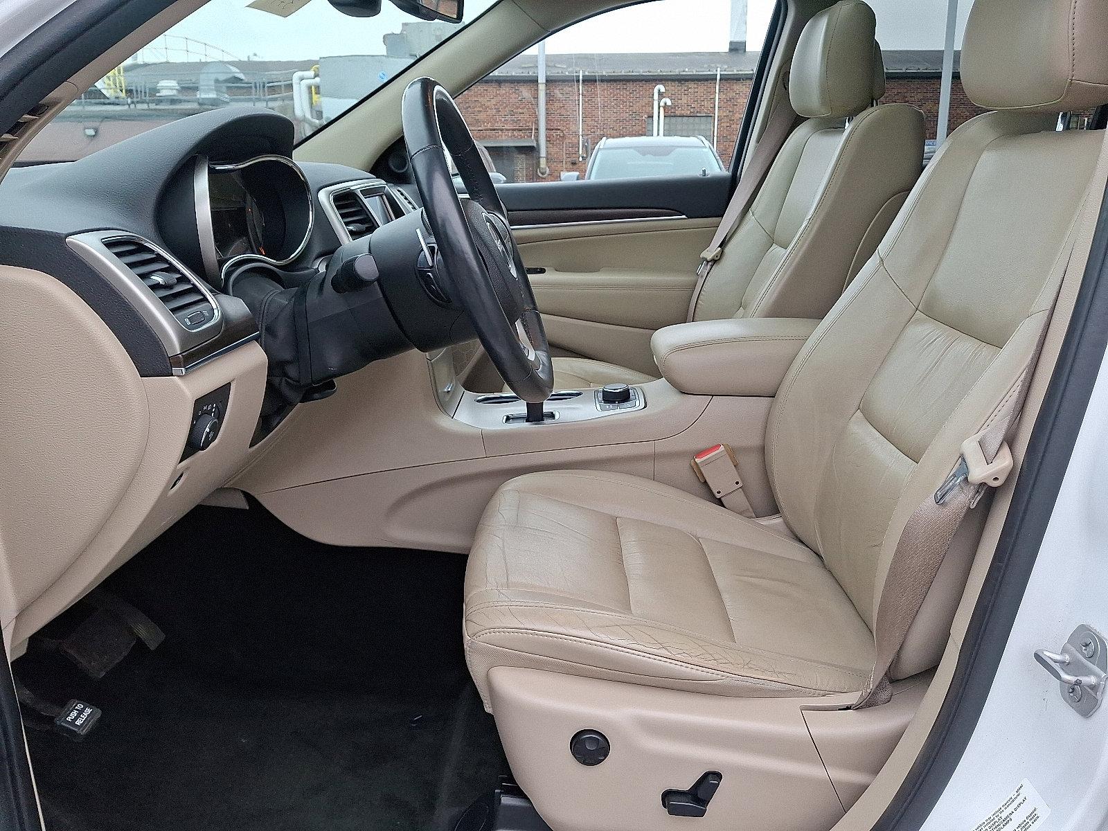 2015 Jeep Grand Cherokee Vehicle Photo in Harrisburg, PA 17111