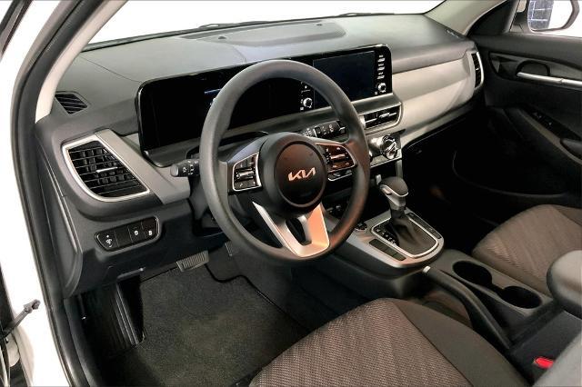 2024 Kia Seltos Vehicle Photo in Lees Summit, MO 64086