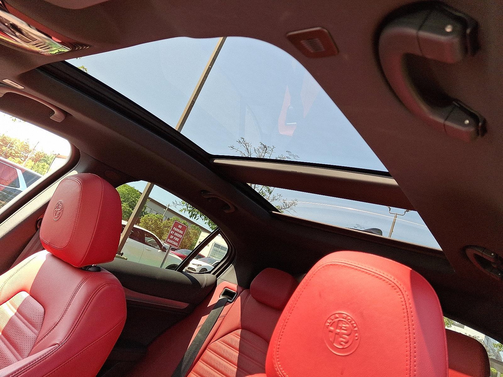 2022 Alfa Romeo Stelvio Vehicle Photo in Willow Grove, PA 19090