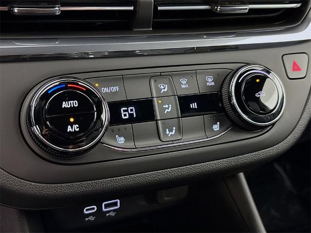 2025 Buick Envista Vehicle Photo in PUYALLUP, WA 98371-4149