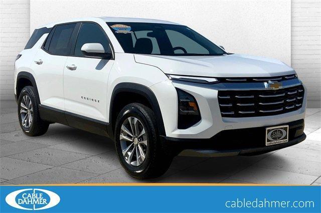 2025 Chevrolet Equinox Vehicle Photo in TOPEKA, KS 66609-0000