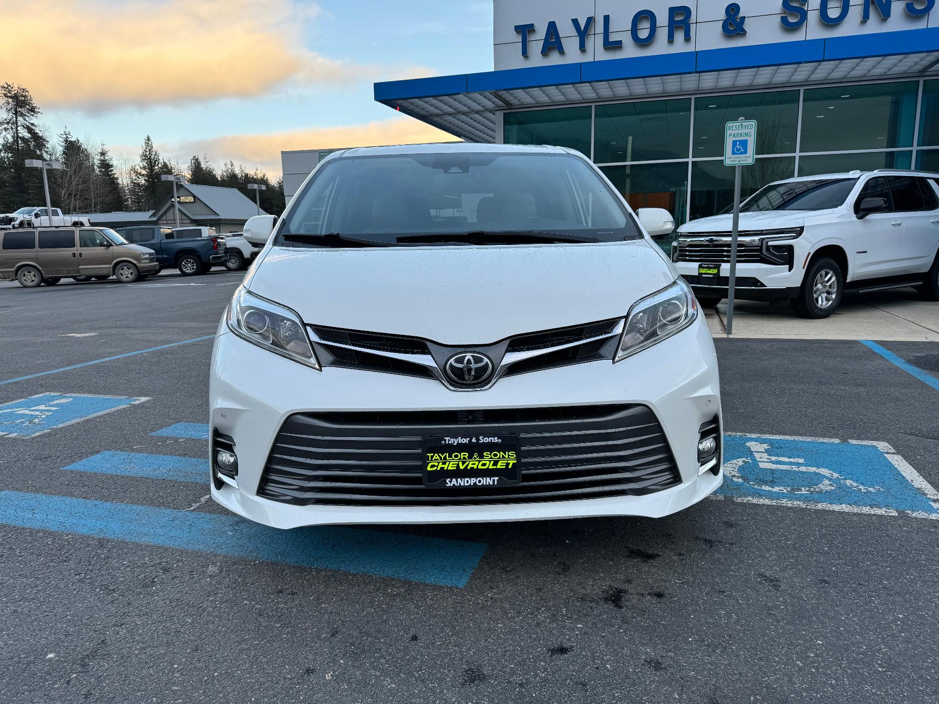 Used 2019 Toyota Sienna Limited with VIN 5TDDZ3DC2KS215991 for sale in Ponderay, ID