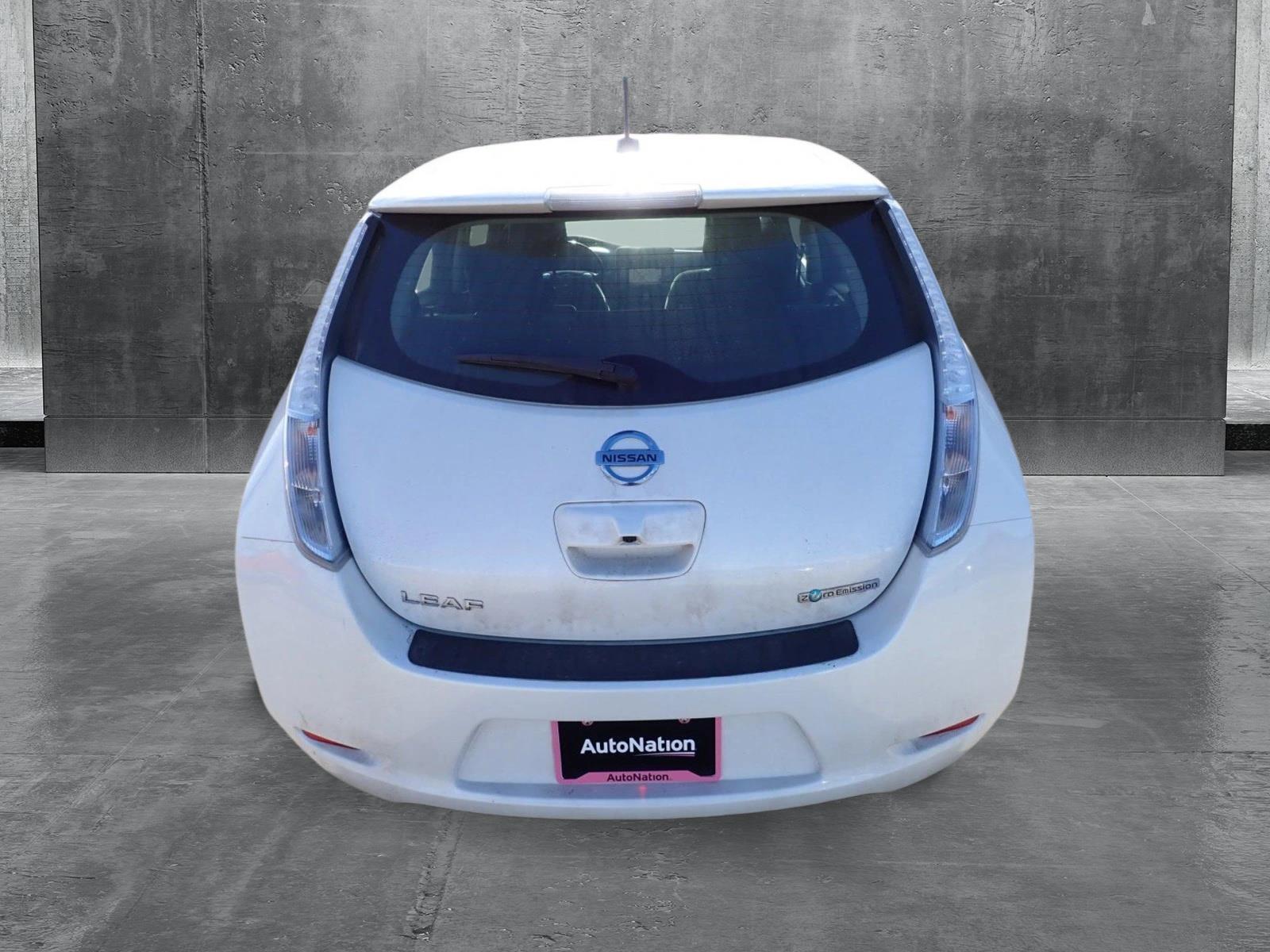 2013 Nissan LEAF Vehicle Photo in DENVER, CO 80221-3610