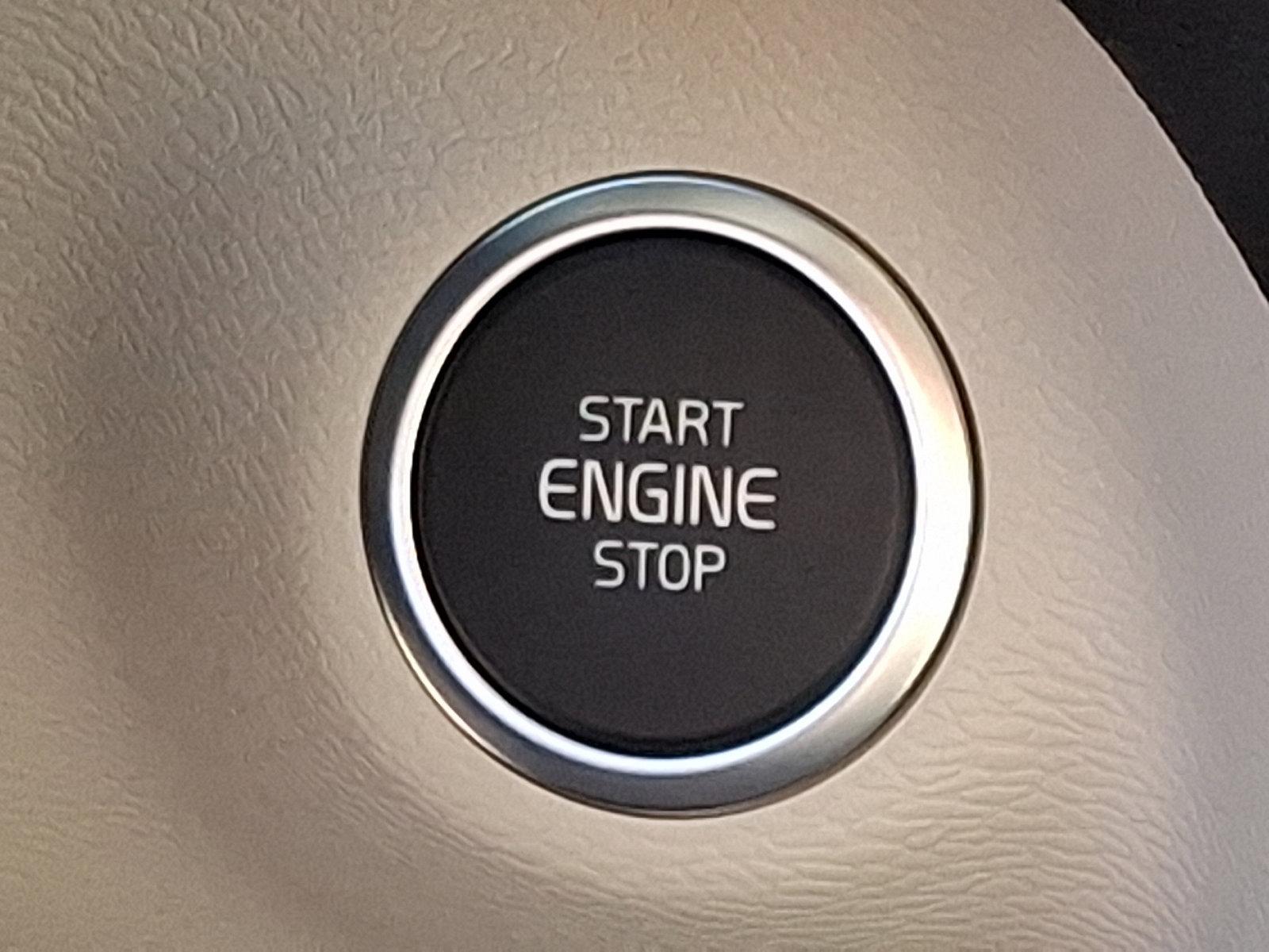 2025 Volvo XC40 Vehicle Photo in Trevose, PA 19053