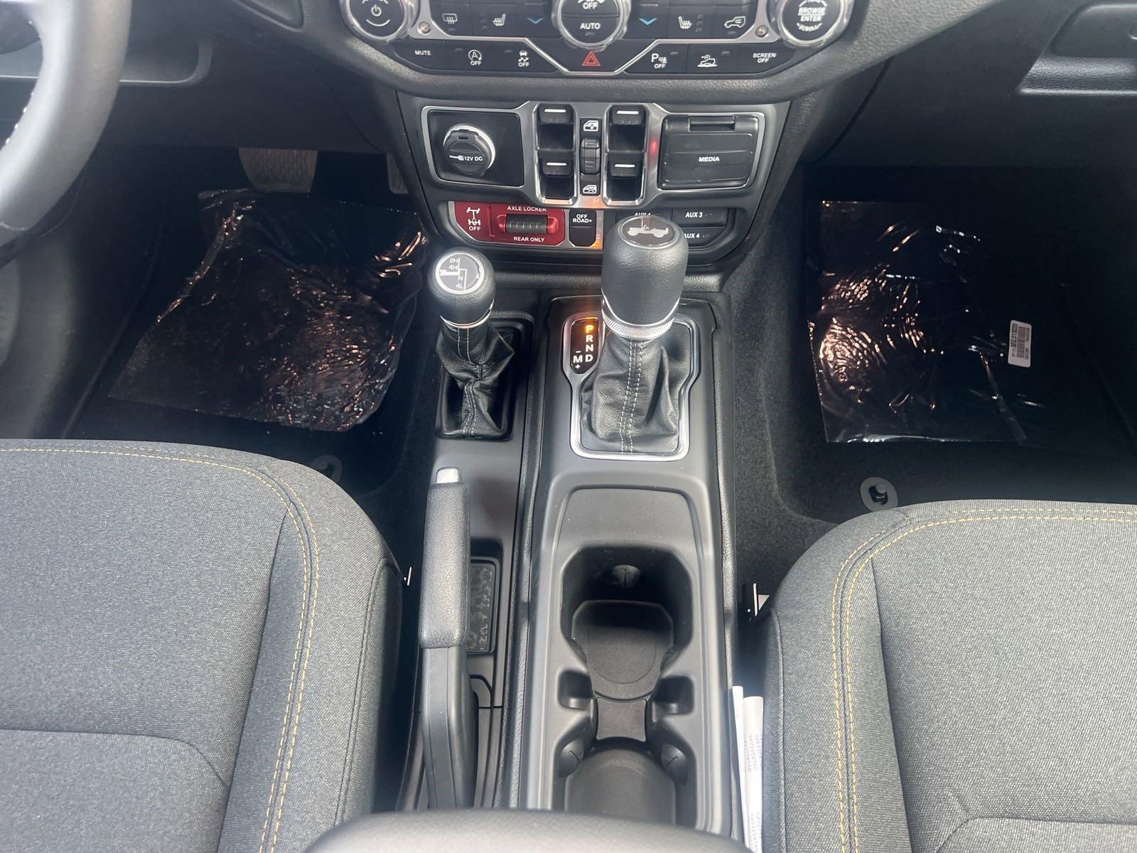2025 Jeep Wrangler Vehicle Photo in Mechanicsburg, PA 17050-1707
