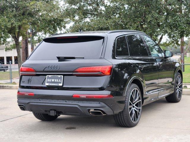 2025 Audi Q7 Vehicle Photo in HOUSTON, TX 77090