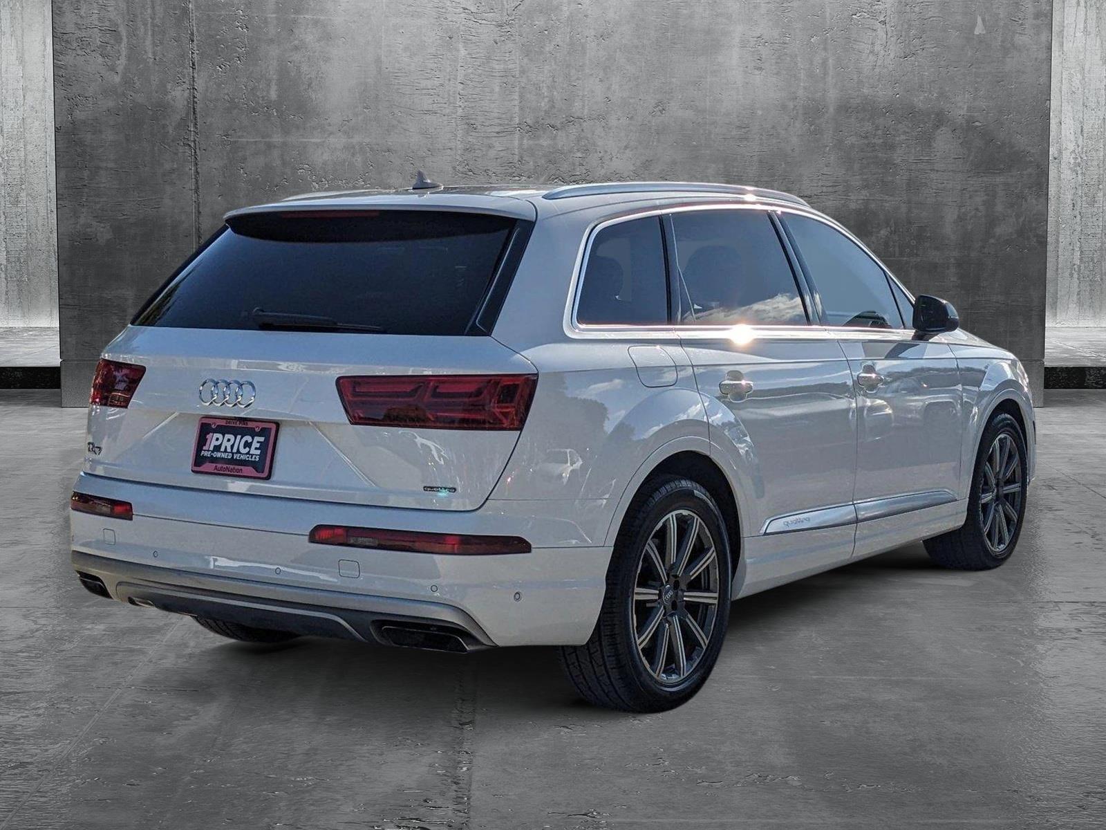 2019 Audi Q7 Vehicle Photo in GREENACRES, FL 33463-3207