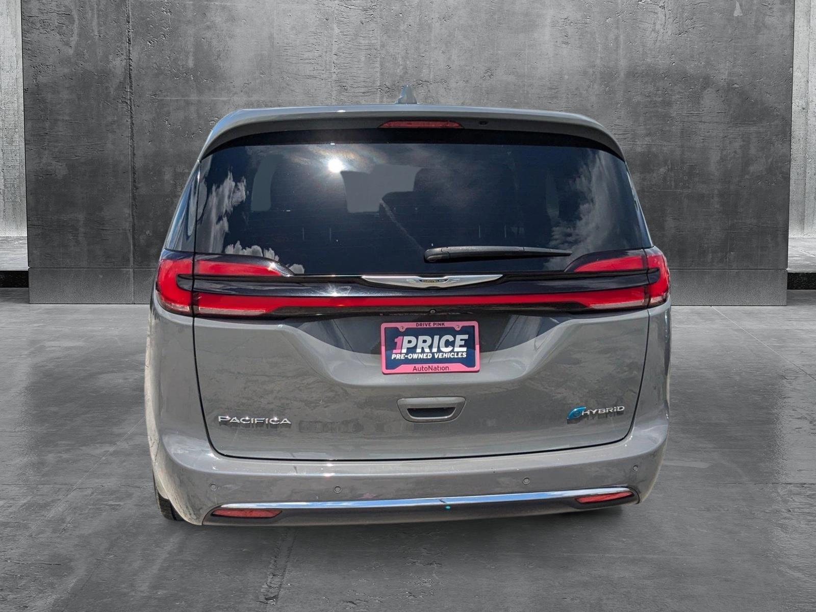 2022 Chrysler Pacifica Vehicle Photo in MIAMI, FL 33172-3015