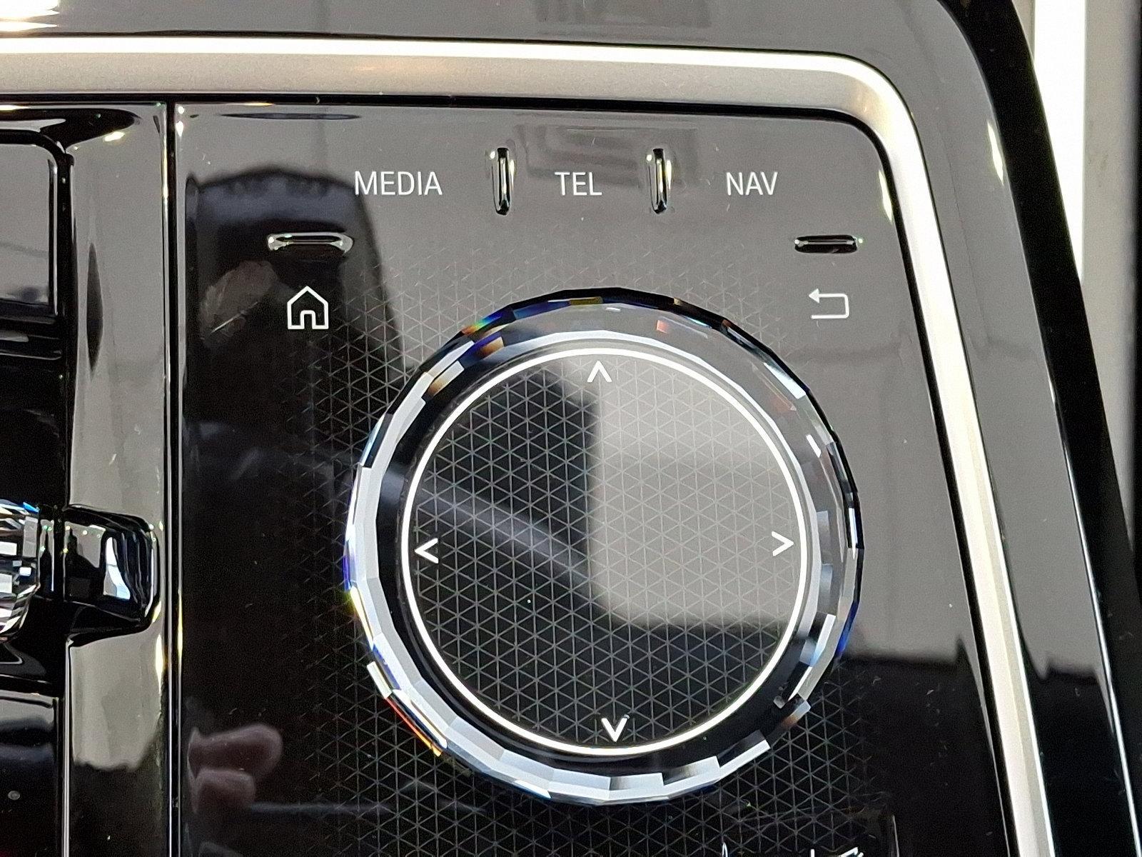 2025 BMW 760i xDrive Vehicle Photo in Lancaster, PA 17601