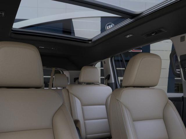 2025 Buick Enclave Vehicle Photo in TOPEKA, KS 66609-0000