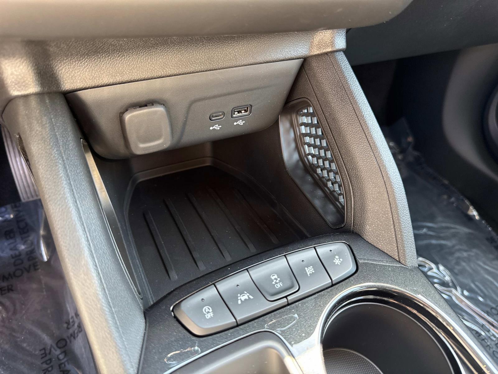 2025 Chevrolet Trailblazer Vehicle Photo in LOS ANGELES, CA 90007-3794