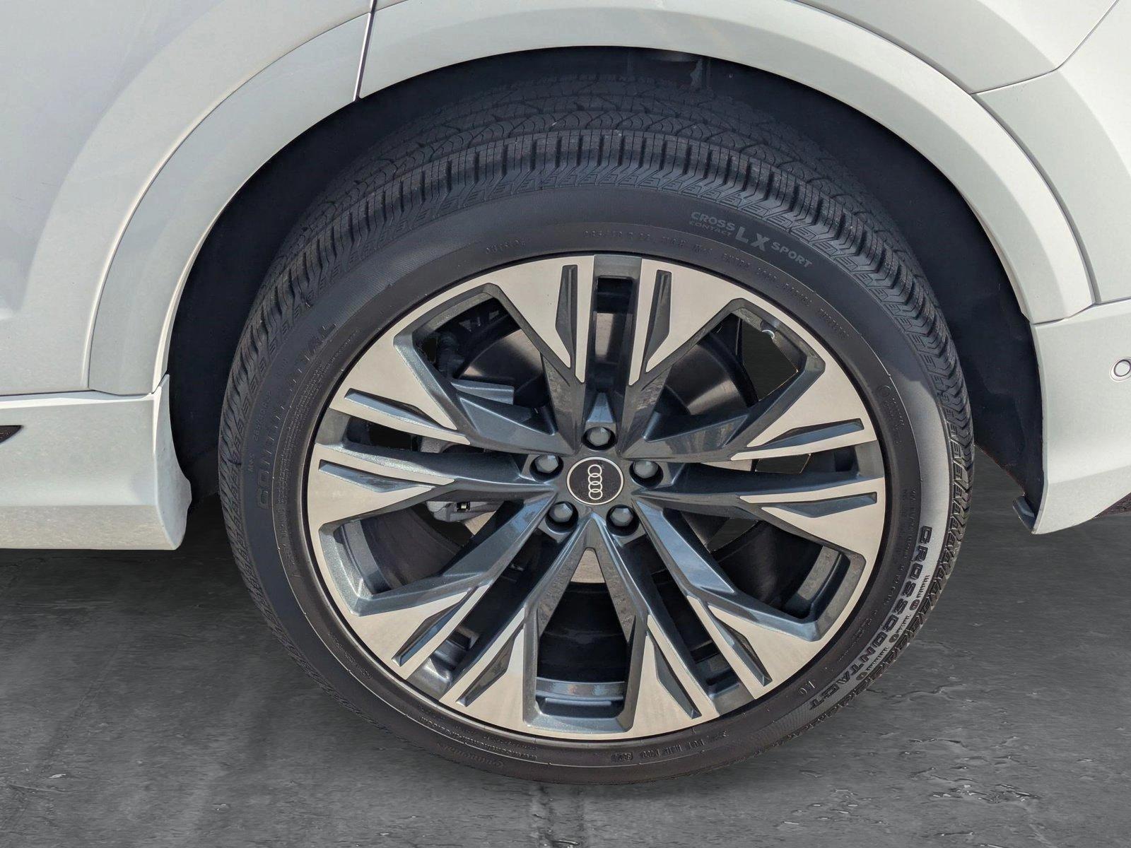 2025 Audi Q8 Vehicle Photo in Orlando, FL 32811