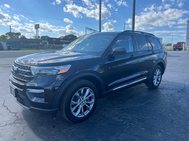 Used 2023 Ford Explorer XLT with VIN 1FMSK8DH1PGA09434 for sale in Kansas City