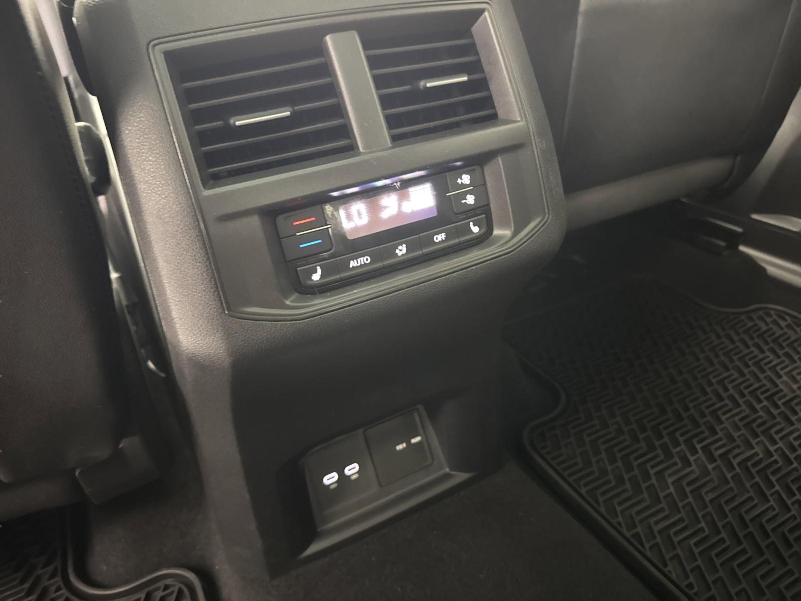 2022 Volkswagen Atlas Vehicle Photo in Georgetown, TX 78626