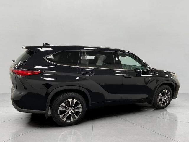 2020 Toyota Highlander Vehicle Photo in Appleton, WI 54913