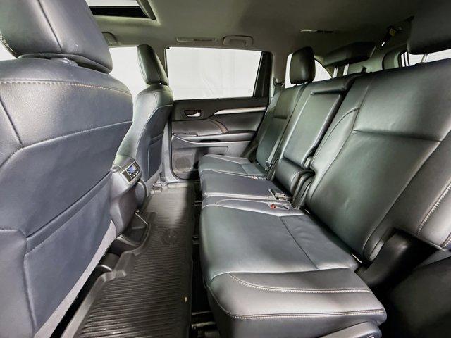 2019 Toyota Highlander Vehicle Photo in Flemington, NJ 08822