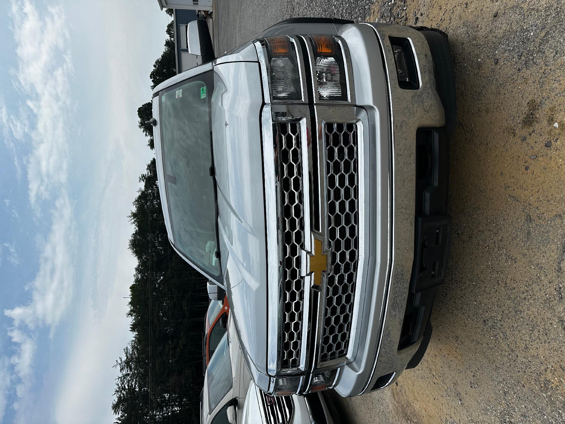 Used 2015 Chevrolet Silverado 1500 LT with VIN 1GCVKREC3FZ191019 for sale in Farmville, VA