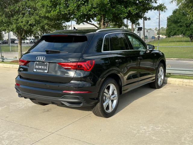 2024 Audi Q3 Vehicle Photo in HOUSTON, TX 77090