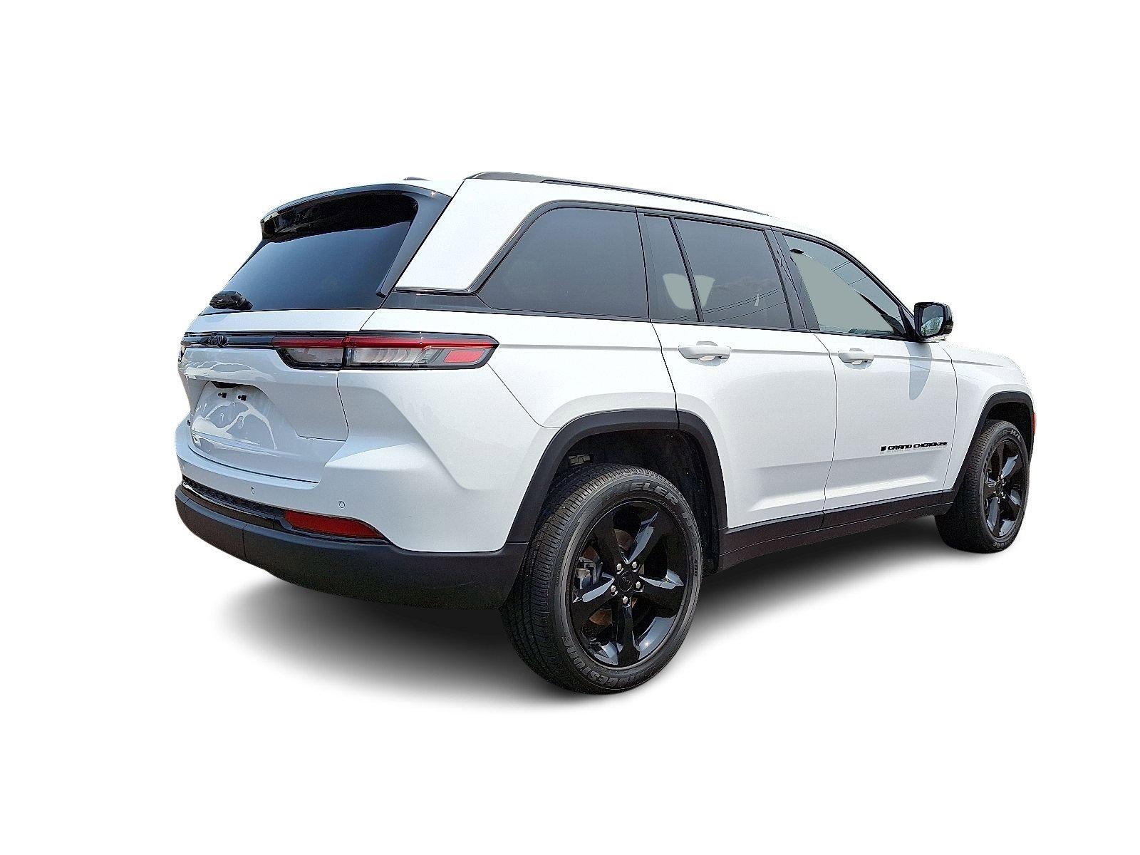 2023 Jeep Grand Cherokee Vehicle Photo in Willow Grove, PA 19090
