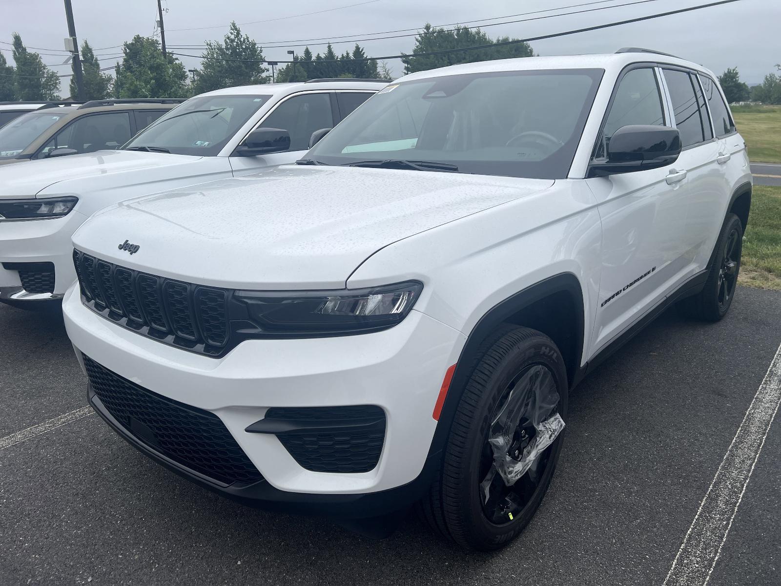 2025 Jeep Grand Cherokee Vehicle Photo in Mechanicsburg, PA 17050-1707
