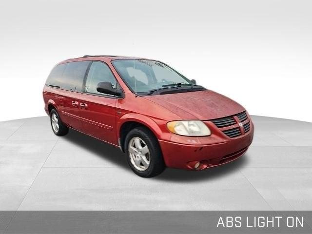 2005 Dodge Caravan Vehicle Photo in Fishers, IN 46038