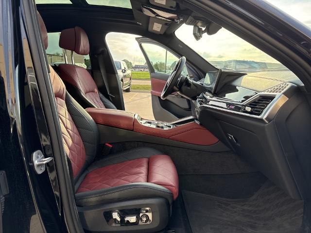 2024 BMW X6 xDrive40i Vehicle Photo in Peoria, IL 61615