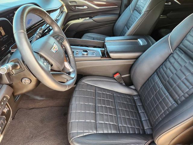 2022 Cadillac Escalade Vehicle Photo in DENTON, TX 76210-9321