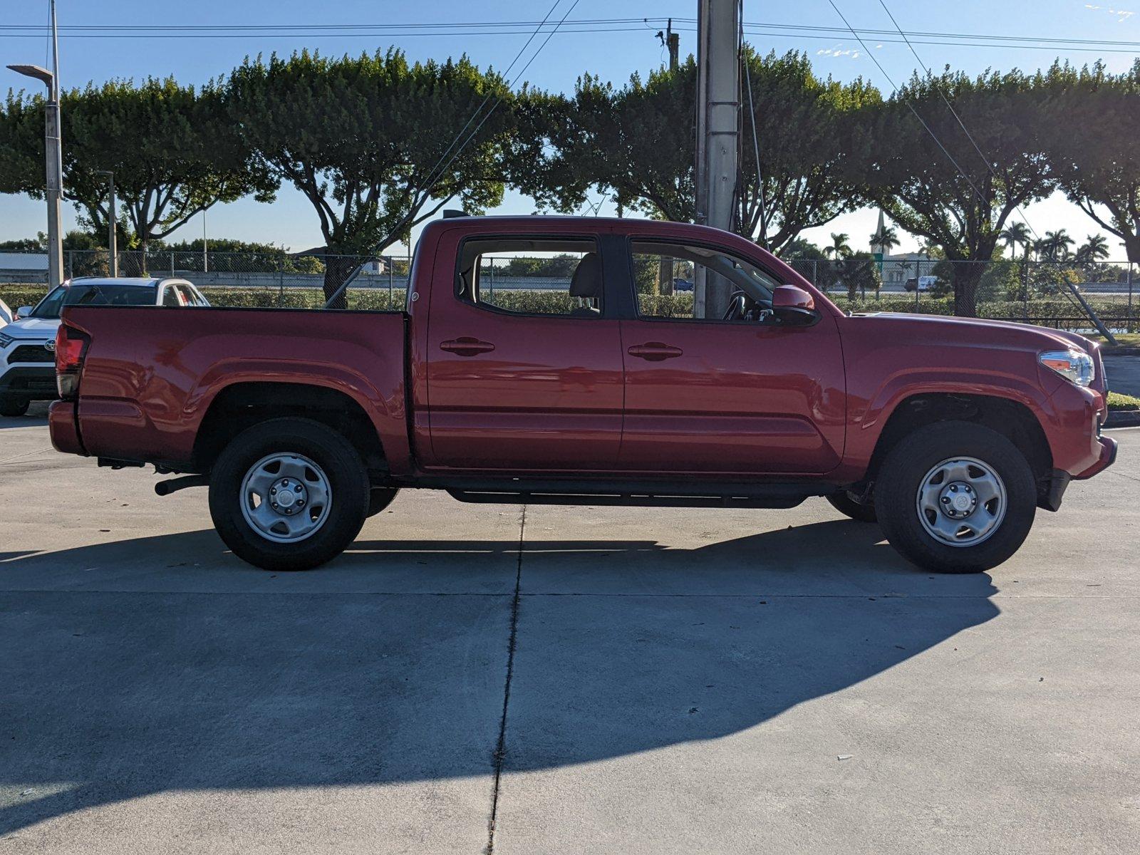 2021 Toyota Tacoma 2WD Vehicle Photo in Davie, FL 33331